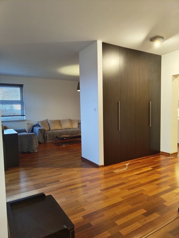 Mieszkanie 2 pokoje - 48 m + miejsce garażowe - 3