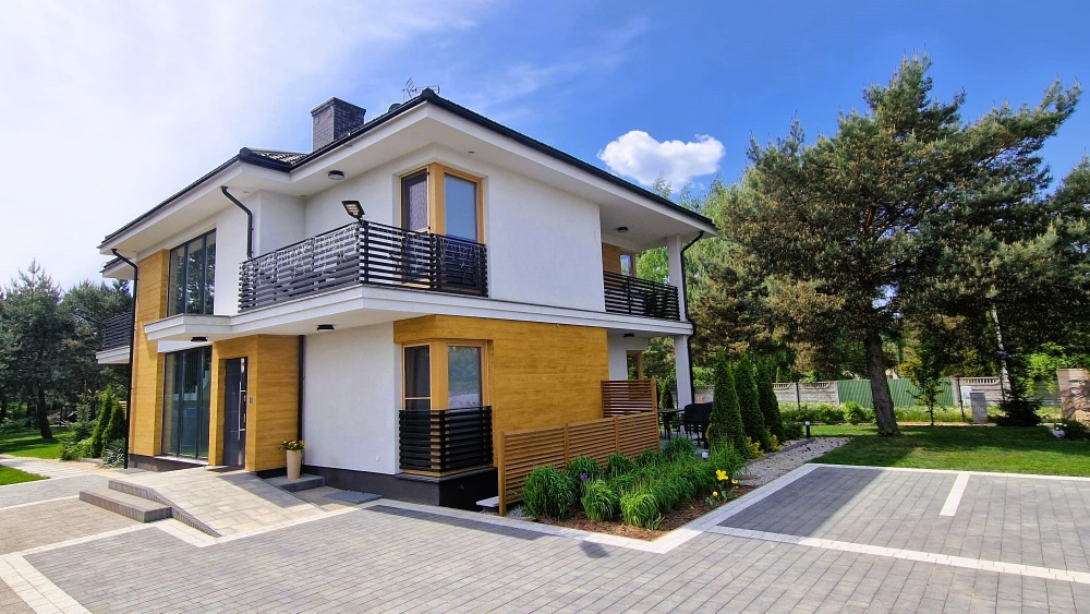 Modernistyczny dom nad jeziorem z funkcją pensjonatu - 2