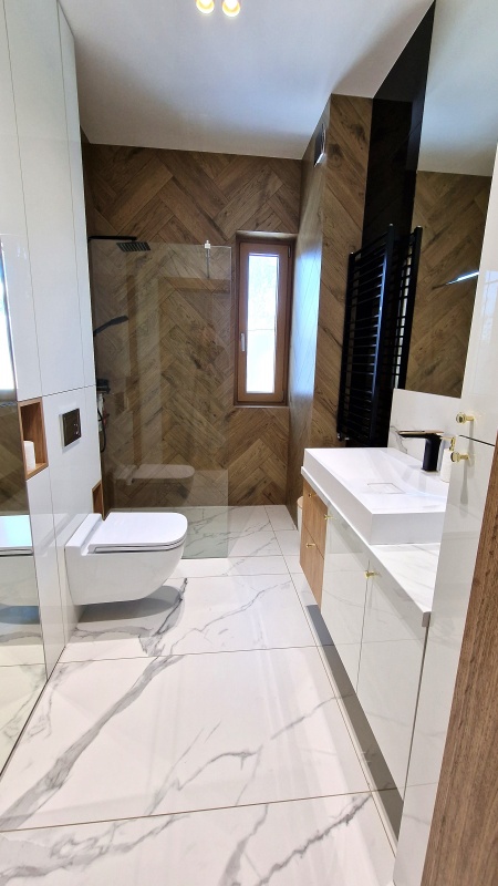 Modernistyczny dom nad jeziorem z funkcją pensjonatu - 8