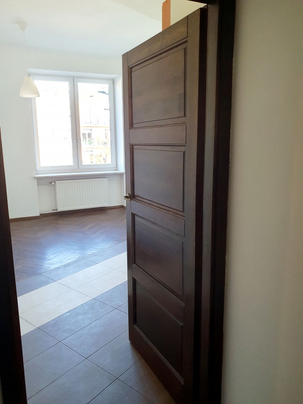 Pole Mokotowskie, piękne mieszkanie w przedwojennej kamienicy z windą - 13