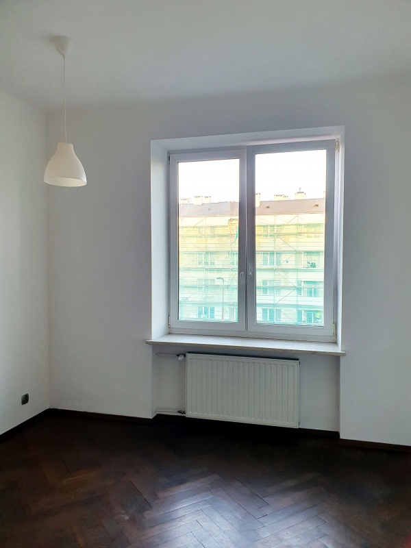 Pole Mokotowskie, piękne mieszkanie w przedwojennej kamienicy z windą - 14