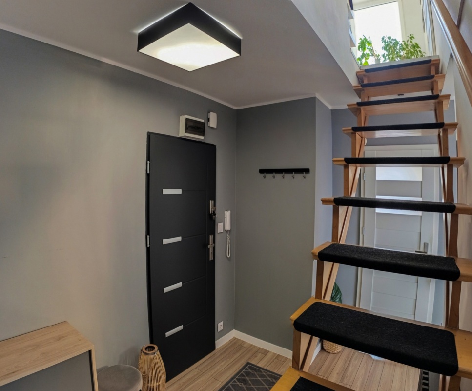 Dwupoziomowe, słoneczne mieszkanie 77,10 m2 - piekny widok - 6