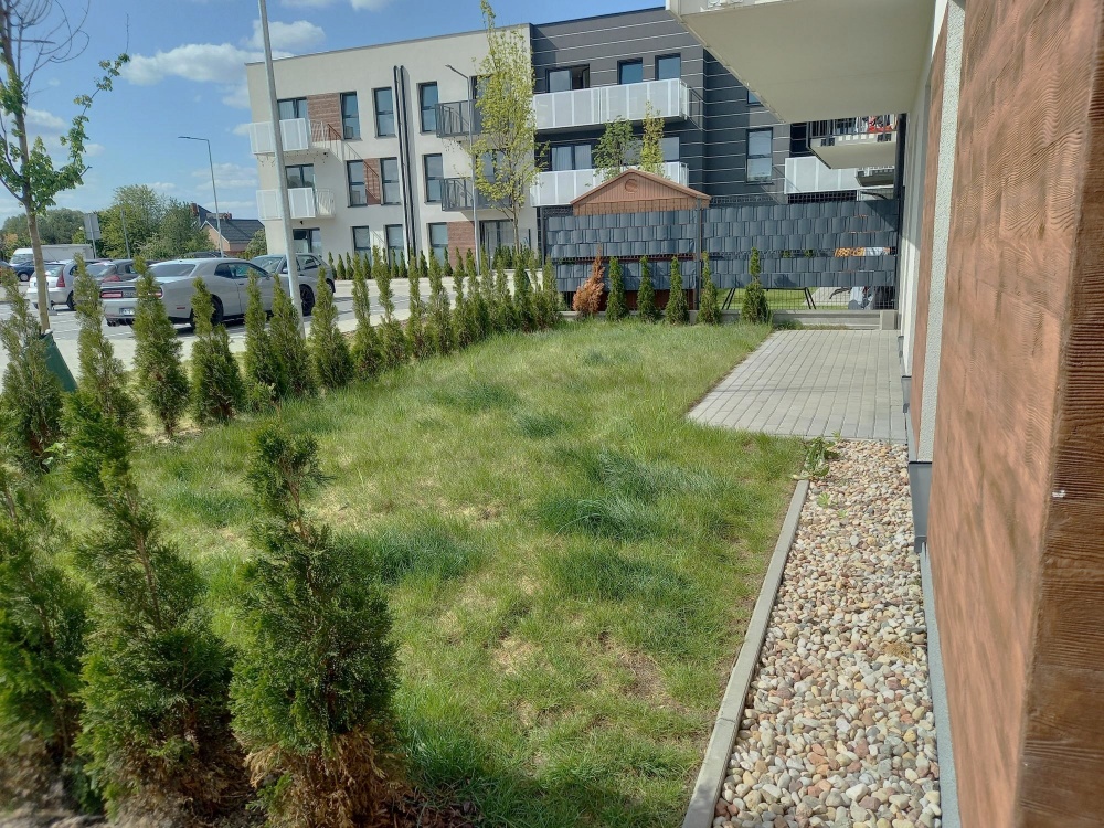 UL. KĄTY GRODZISKIE 19B / " OSIEDLE NATURA"  - 4 POKOJE !!!! OGRÓD  - 2