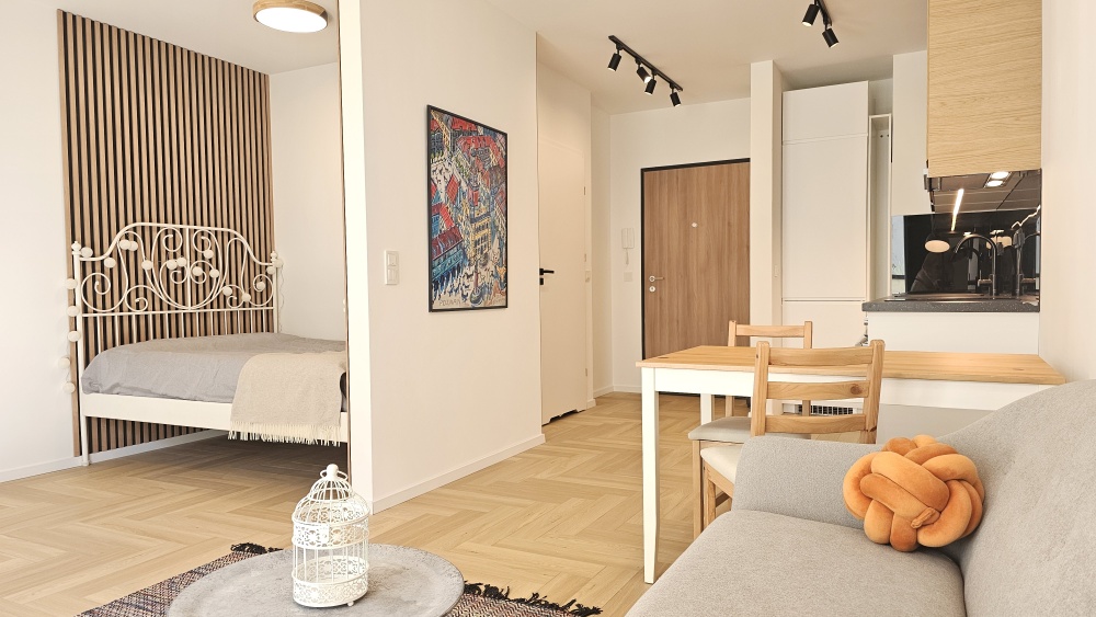 Nowoczesna kawalerka z ogródkiem przy PKP Miedzylesie - 0