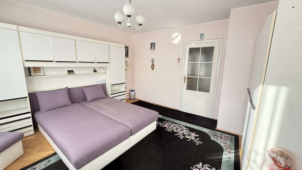 Wyjątkowe 3-pokojowe mieszkanie w ŚCISŁYM CENTRUM Gdyni! Do remontu - stwórz swój wymarzony dom! - 4