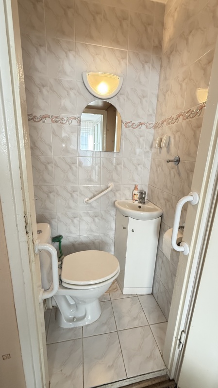 Wyjątkowe 3-pokojowe mieszkanie w ŚCISŁYM CENTRUM Gdyni! Do remontu - stwórz swój wymarzony dom! - 8