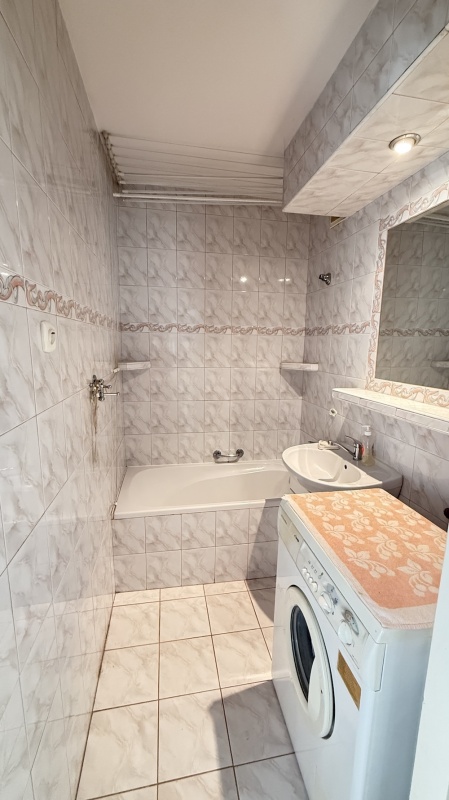 Wyjątkowe 3-pokojowe mieszkanie w ŚCISŁYM CENTRUM Gdyni! Do remontu - stwórz swój wymarzony dom! - 7