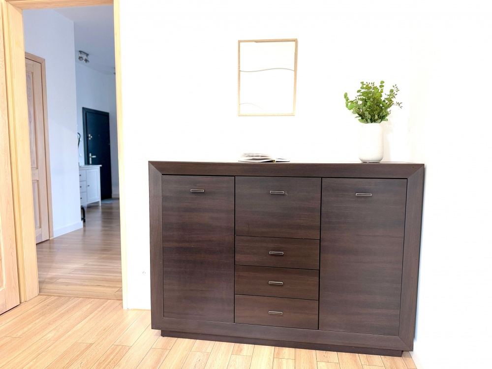 Nowy apartament koło katedry, 3 pokoje, wysoki standard, garaż podziemny, ona na 3 strony świata - 8