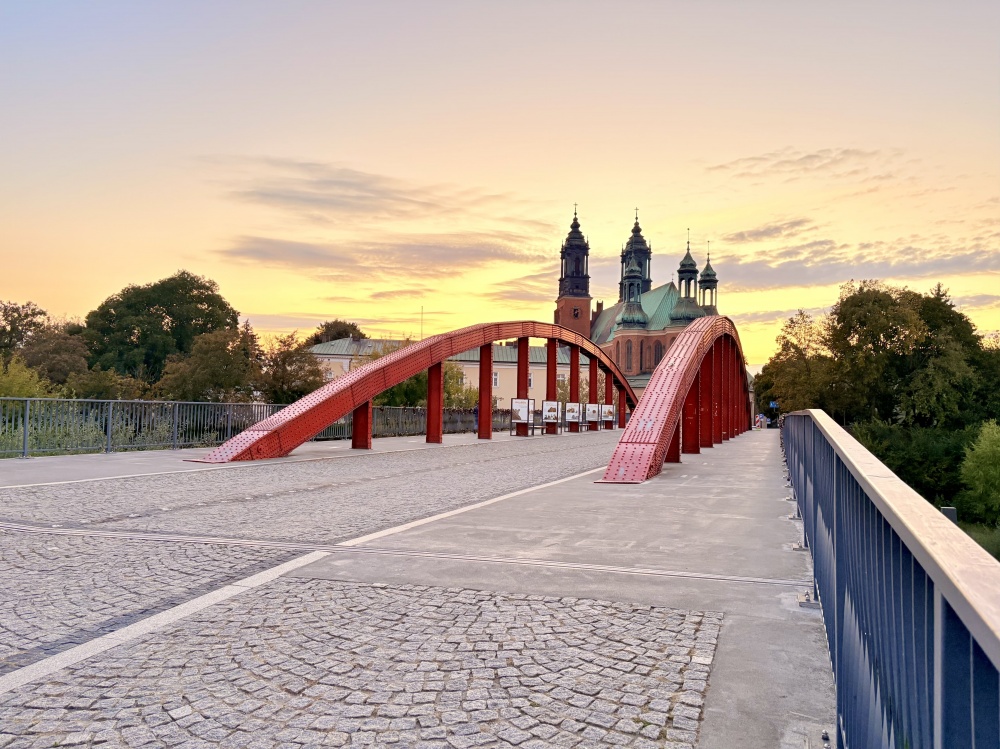 Nowy apartament koło katedry, 3 pokoje, wysoki standard, garaż podziemny, ona na 3 strony świata - 17