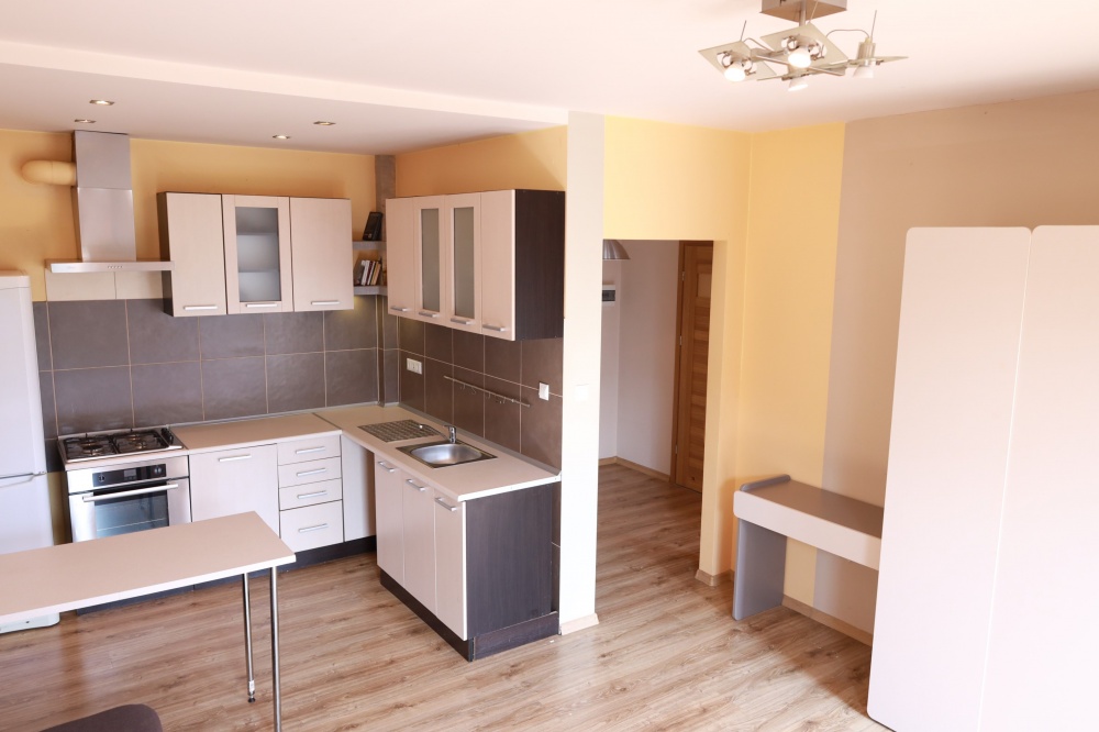 Wynajmę mieszkanie przy ul. Adama Boryczki 6 w Tarnowie. - 0