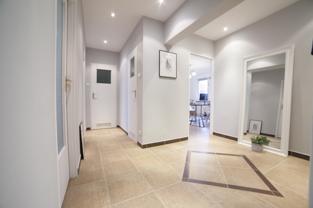 Dwustronne mieszkanie 4-pokojowe na Ursynowie - 1