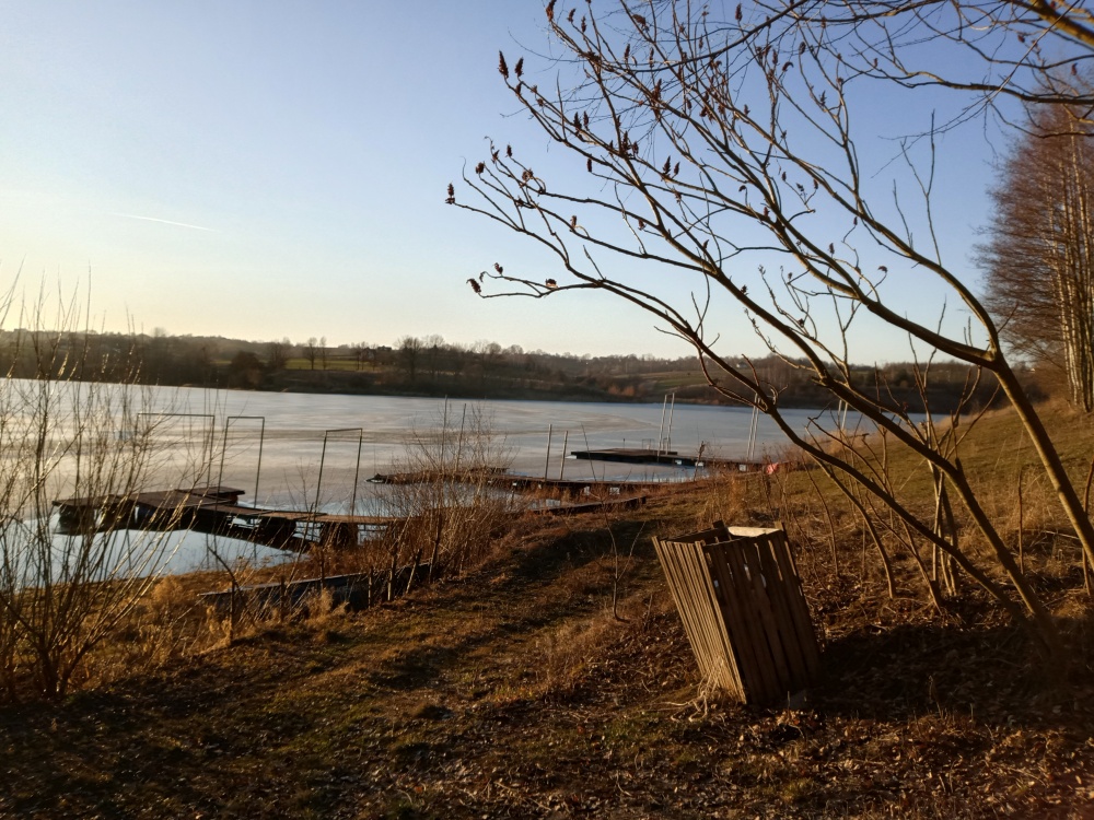 Piękny widok na wodę ze wzgórza. Idealna pod twój dom - 0