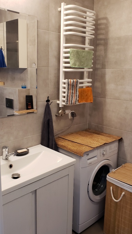 Jasne, przytulne mieszkanie 1 pokój z aneksem kuchennum, z balkonem na wynajem os. Piastów - 10