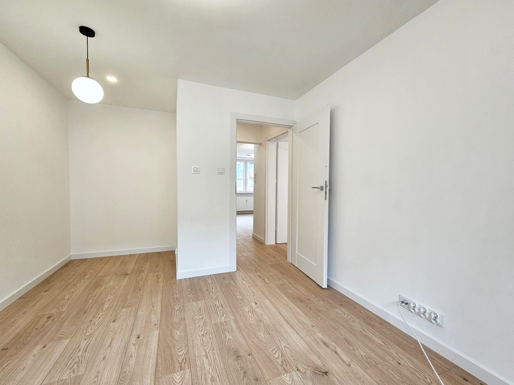 3 pokoje po generalnym remoncie | 47 m² | wyższy parter - 7