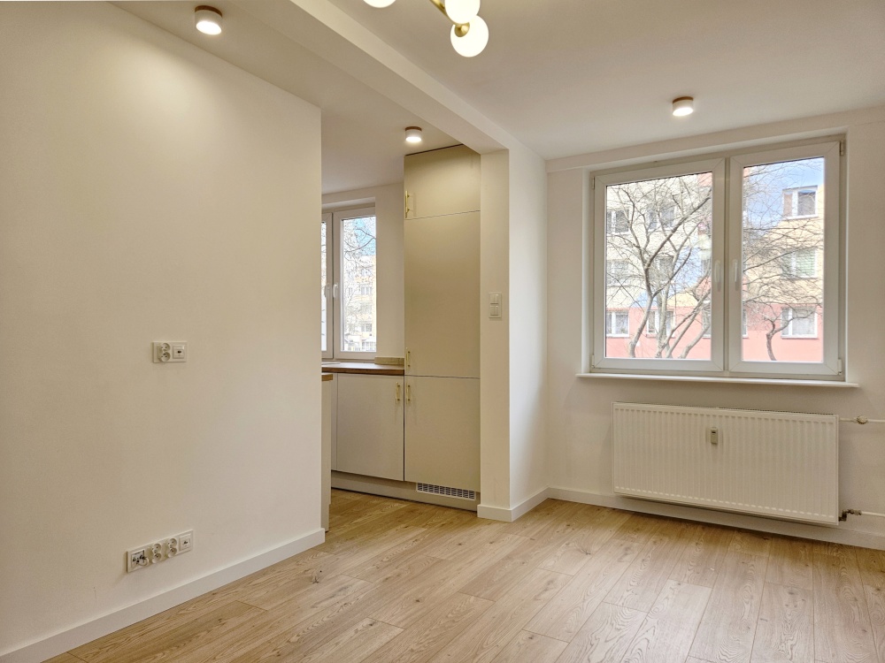3 pokoje po generalnym remoncie | 47 m² | wyższy parter - 3