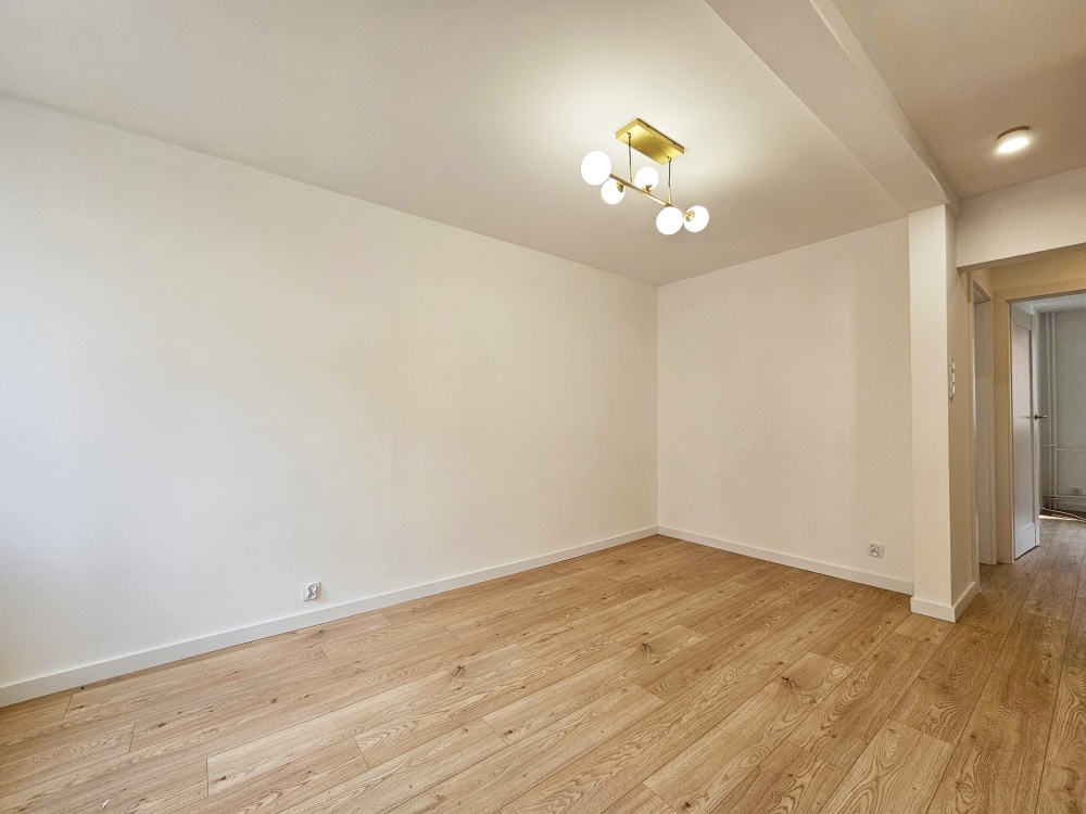3 pokoje po generalnym remoncie | 47 m² | wyższy parter - 1