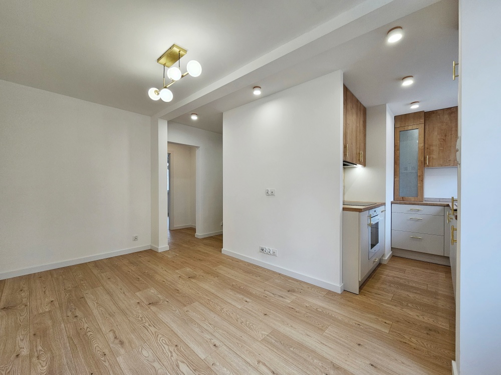 3 pokoje po generalnym remoncie | 47 m² | wyższy parter - 0