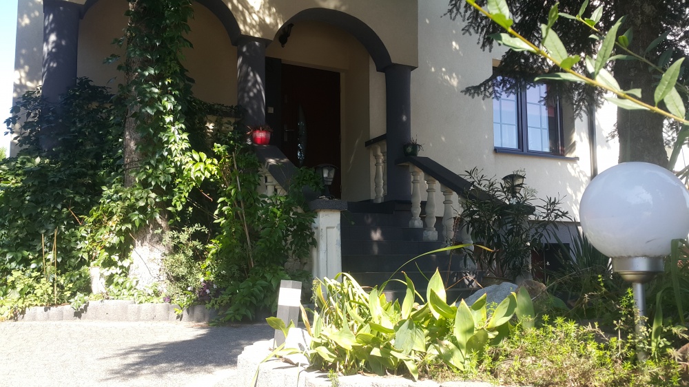 Sprzedam dom na oś. Południe w Starachowicach - 2