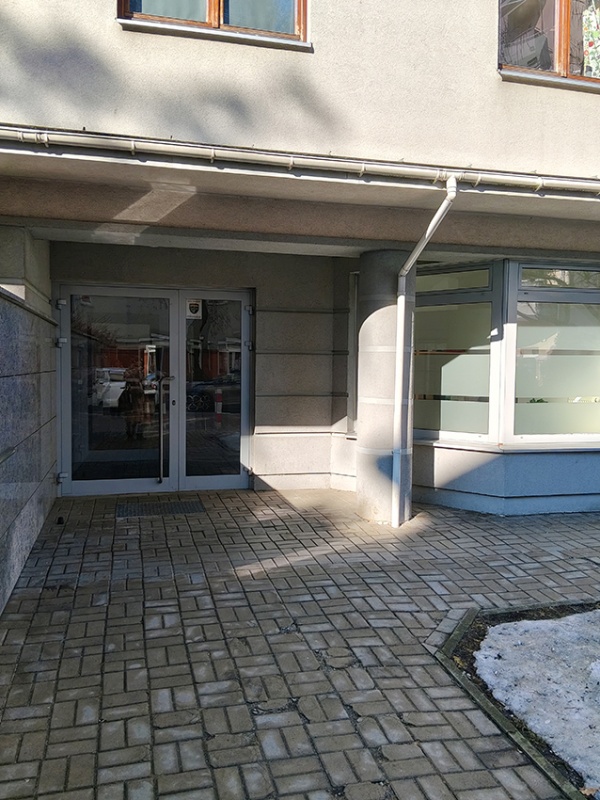 2 pokojowe mieszkanie na Gocławiu z oddzielną kuchnią, windą, komórką lokatorską, miejscem w garażu podziemnym BEZPOŚREDNIO - 11