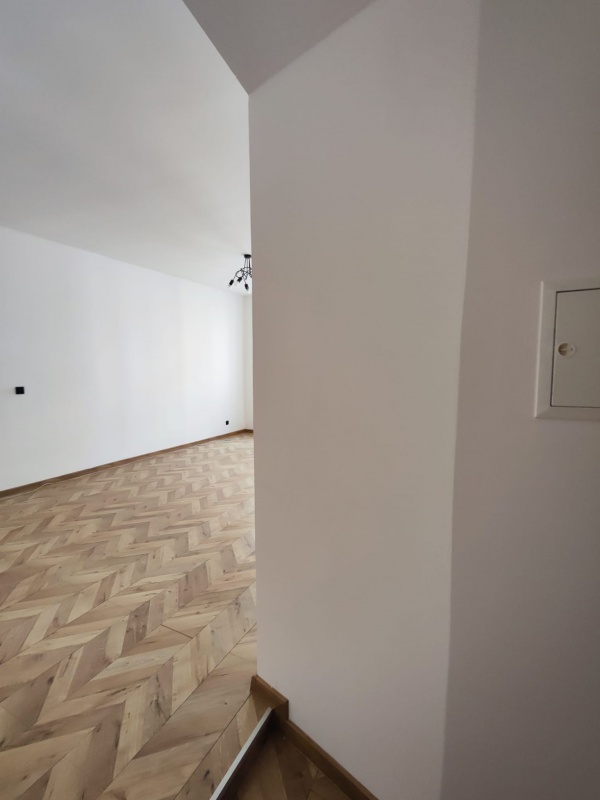 Na sprzedaż przestronne mieszkanie w centrum Bytomia - 49,38m² bez skosów, po generalnym remoncie. - 6