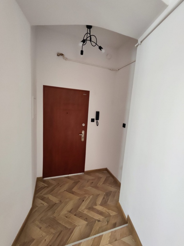 Na sprzedaż przestronne mieszkanie w centrum Bytomia - 49,38m² bez skosów, po generalnym remoncie. - 10