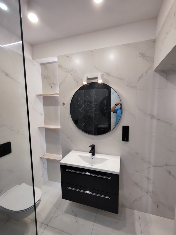 Na sprzedaż przestronne mieszkanie w centrum Bytomia - 49,38m² bez skosów, po generalnym remoncie. - 1