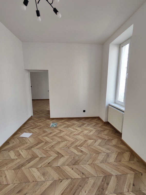 Na sprzedaż przestronne mieszkanie w centrum Bytomia - 49,38m² bez skosów, po generalnym remoncie. - 13