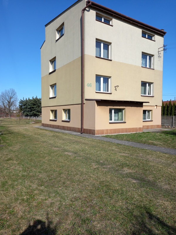 Dom z dużą działką - 0