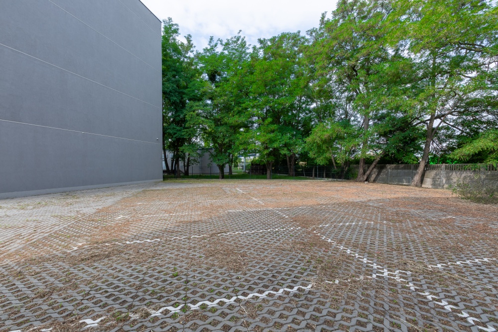 Lokale biurowo - usługowe w Nowej Inwestycji Kępińska 2A - 19