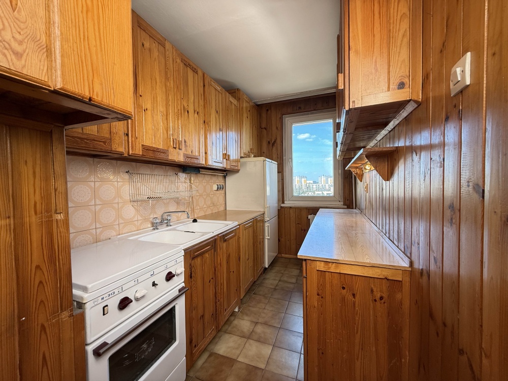 Jasne mieszkanie z loggią i szeroką panoramą Kielc, 3 pokoje, 54 m² - 8