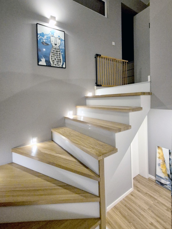 gotowy dom w centrum z ogrzewaniem miejskim - 8