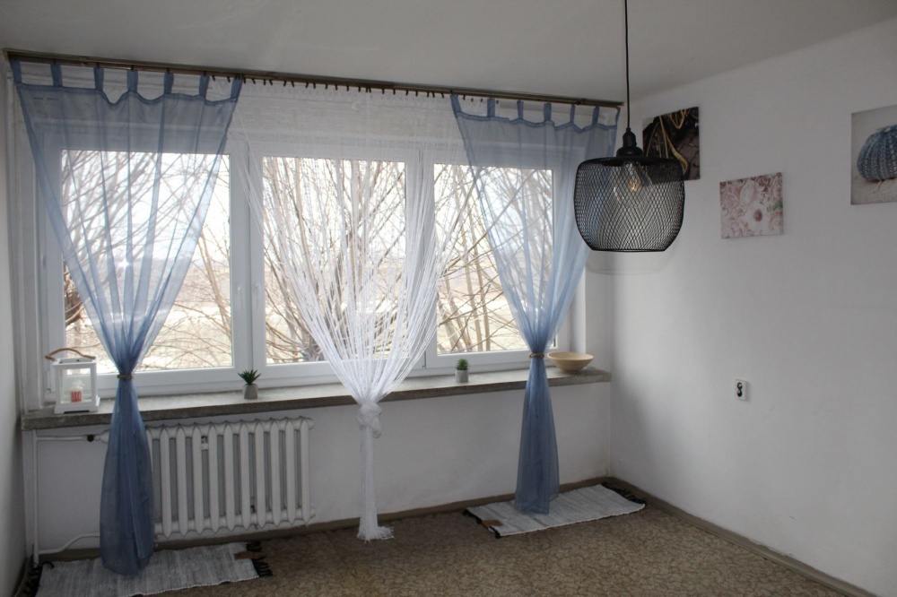 Wynajmę posesję - duży dom, duża działka na min. 10 lat - 12