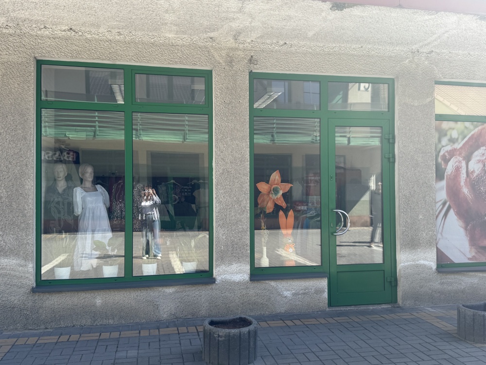 Lokal usługowy na sprzedaż / Radomsko, ul. Tysiąclecia / "Ryneczek" - 2