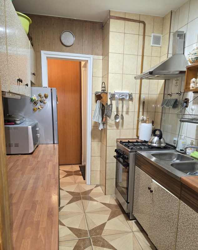 Mieszkanie 33m2 niski czynsz, z wyposażeniem gotowe do wprowadzenia od ręki , 10-15min od metra centrum  - 7