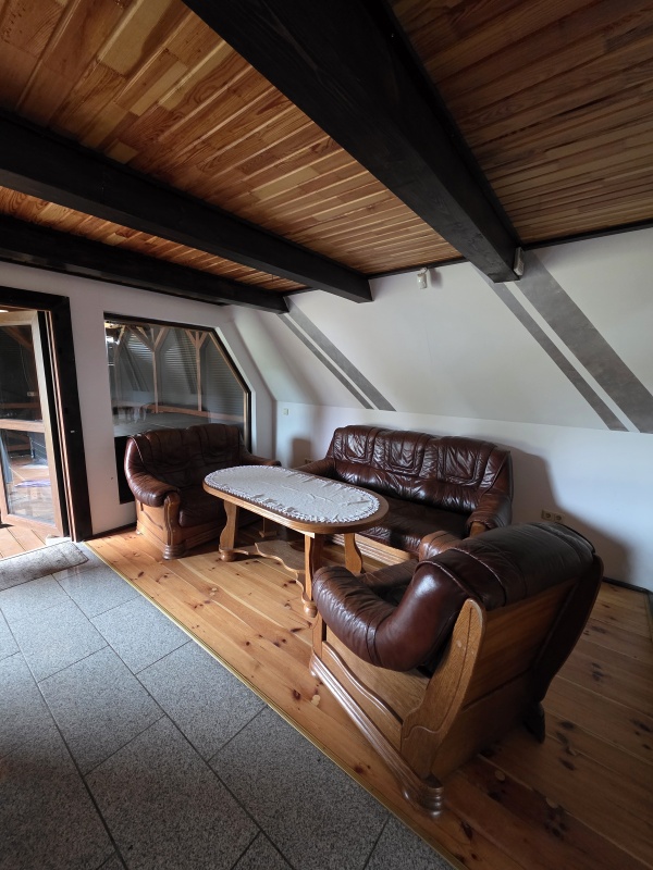 Dom letniskowy nad jeziorem - 0