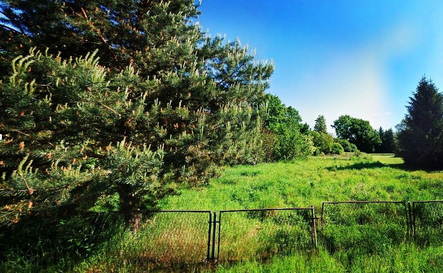 Kameralna działka budowlana - 0