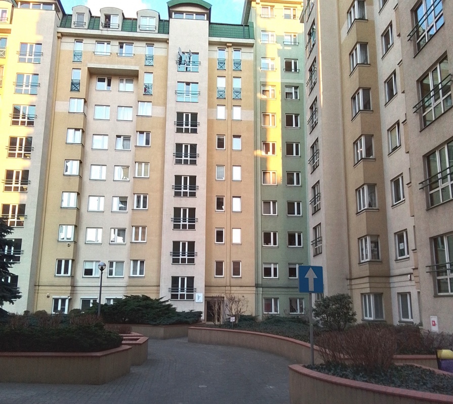 Bezpośrednio 72 m2, 3 pokoje,  przy Śródmieściu, bliska Wola - 1