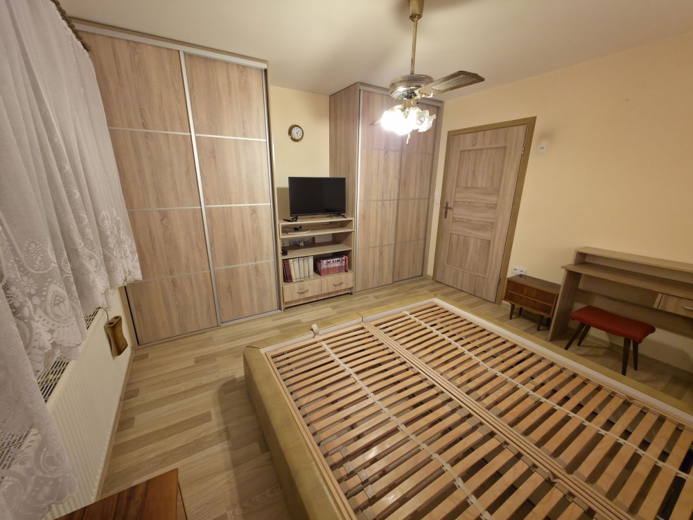 Klimatyczny dom z niezależnym garażem, w centrum miasta - 8