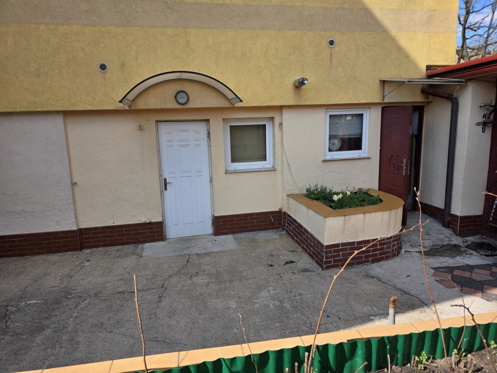 Klimatyczny dom z niezależnym garażem, w centrum miasta - 15