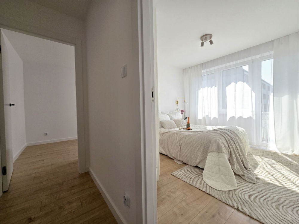 Bezpośrednio | 3 pokoje | 48m2 | 2 piętro | świeżo po remoncie | do wprowadzenia | full stolarz - 1