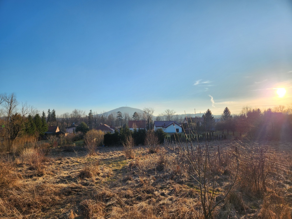 Wyjątkowa działka budowlana | 2052 m² | Szczawno-Zdrój | Panorama na Górę Chełmiec - 2