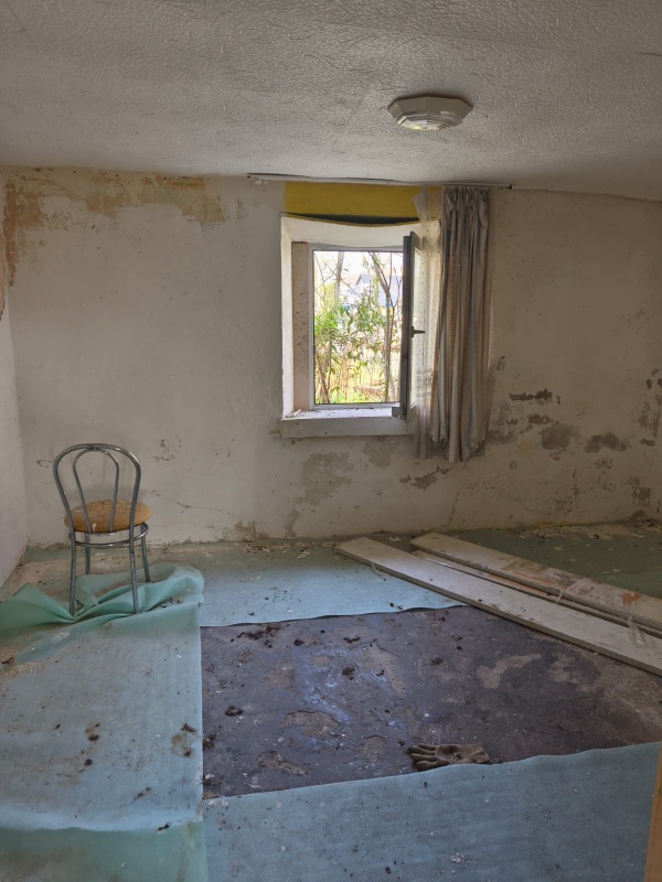 Domek z działką - Sadogóra  - 6