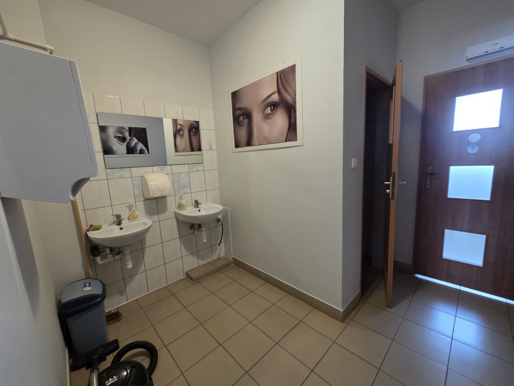 Wynajmę lokal biurowy 31m2 w Rzeszowie, ul. Armii Krajowej - 4