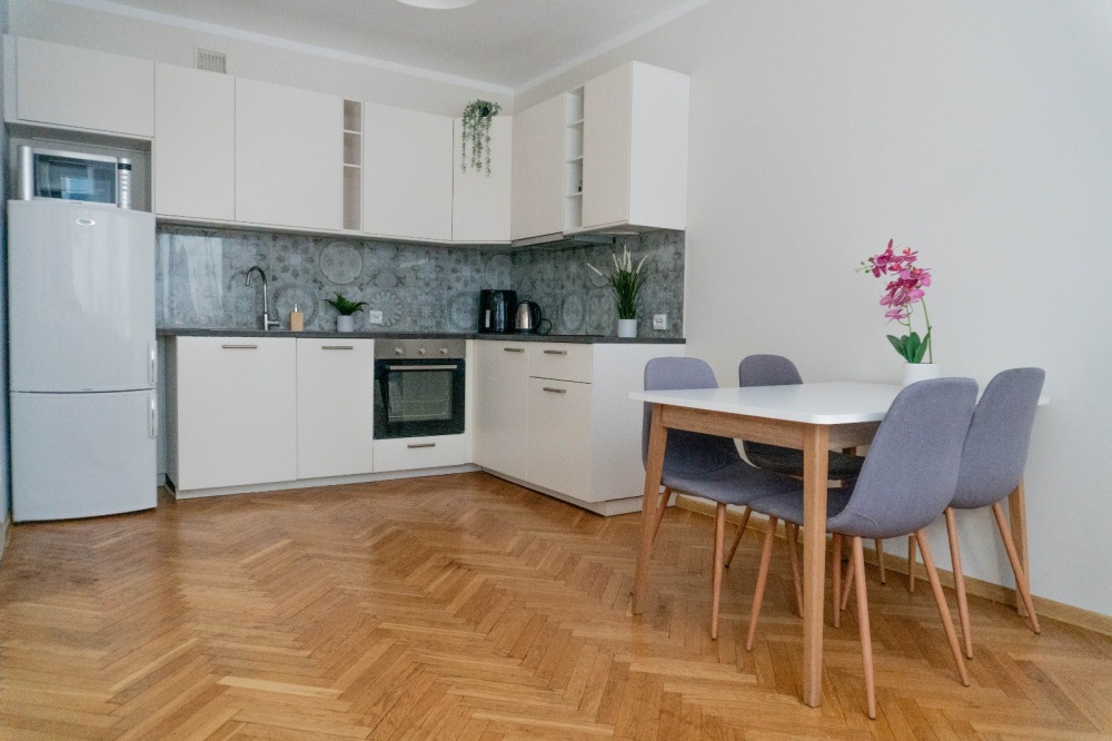 Przestrzenne / Rondo ONZ/ ŚRÓDMIEŚCIE /3 POK/ CICHE - 1