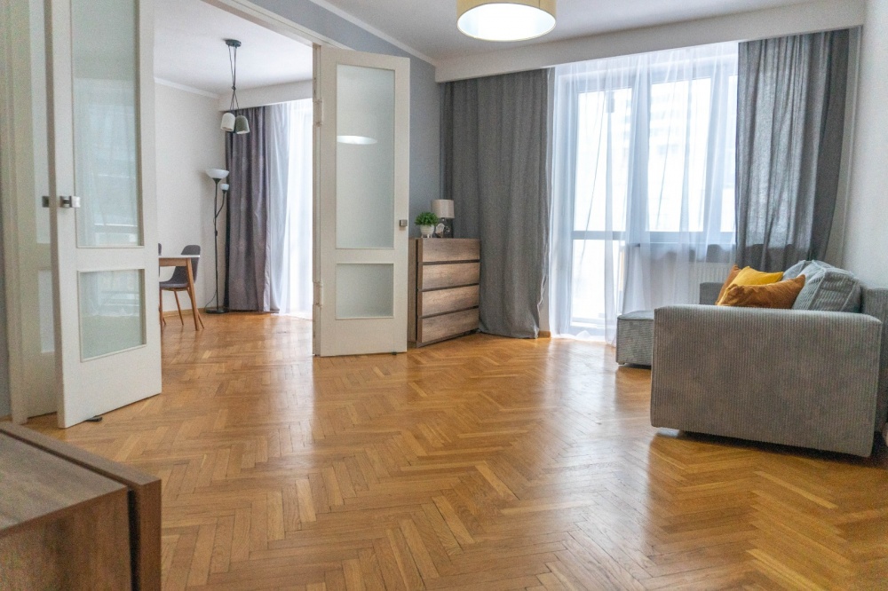 Przestrzenne / Rondo ONZ/ ŚRÓDMIEŚCIE /3 POK/ CICHE - 2