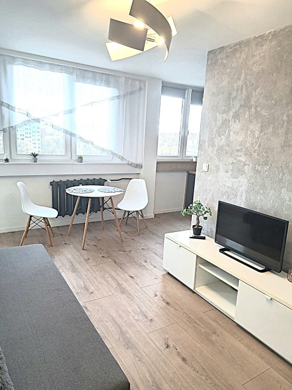 LUX2 pokoje ul.Studzienna balkon,klimatyzacja po remoncie - 4