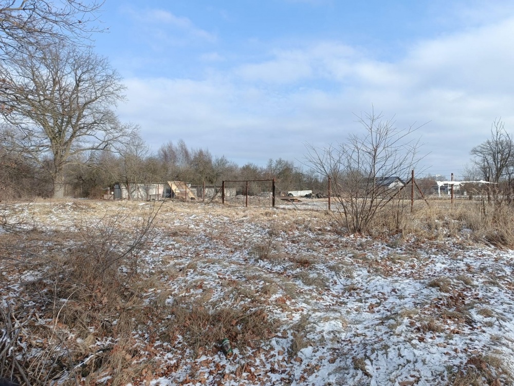 Sprzedam 2 działki. Jedna zabudowana - 0