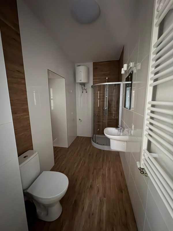 Przestronna kawalerka w centrum  - 4