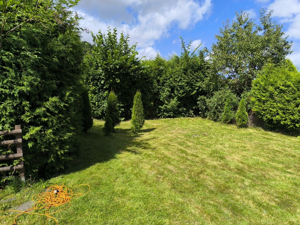 Działka ROD z przyczepą nad morzem.  - 4