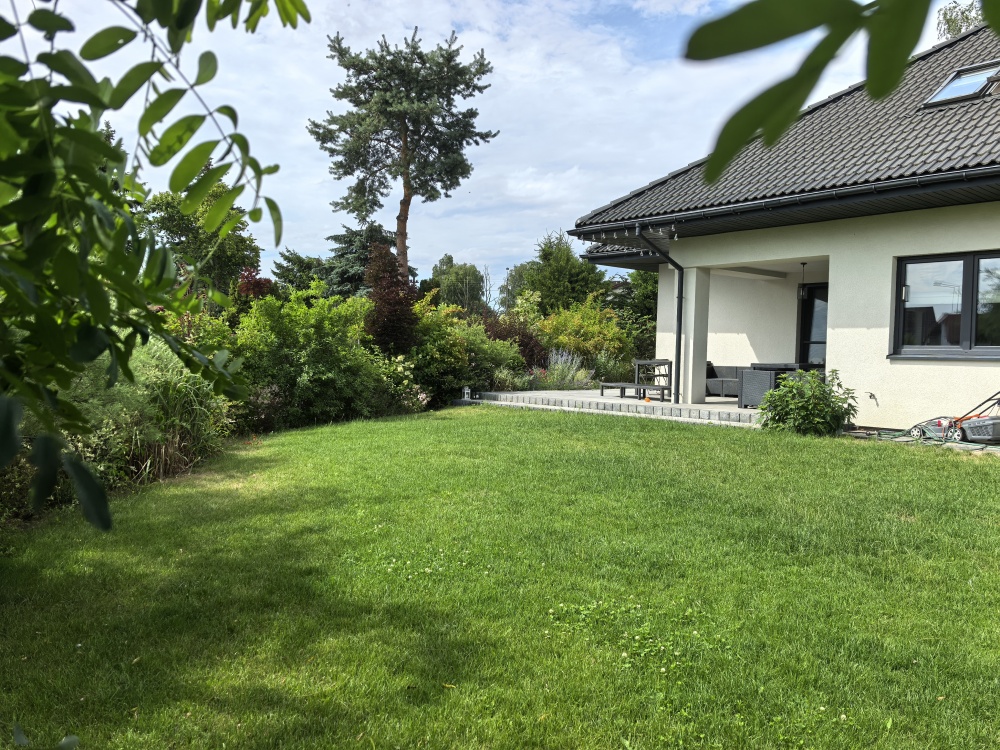 DOM JEDNORODZINNY W BOBROWCU - 2